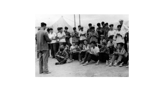 59年路橋?qū)I(yè)學生在包白線實習