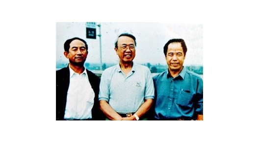 楊金泉、劉俊謙與聯(lián)合國副秘書長的合影